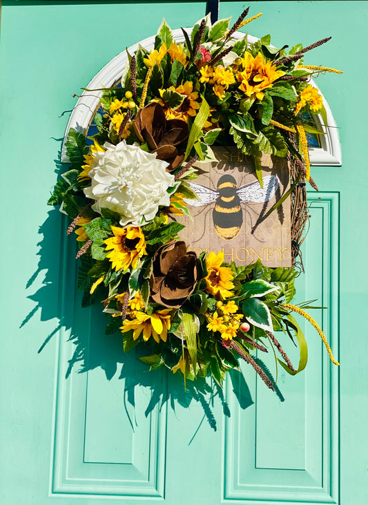 Bee-Themed Summer Wreath
