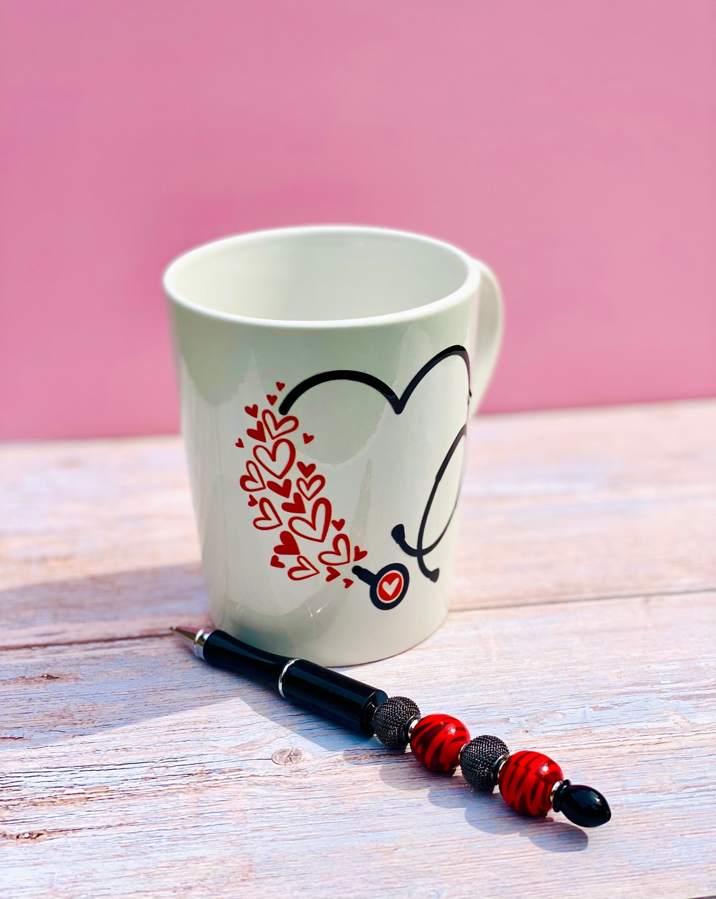 The Heart of Care™ Gift Set – Designer Nurse Mug + Hand-Made Beaded Pen