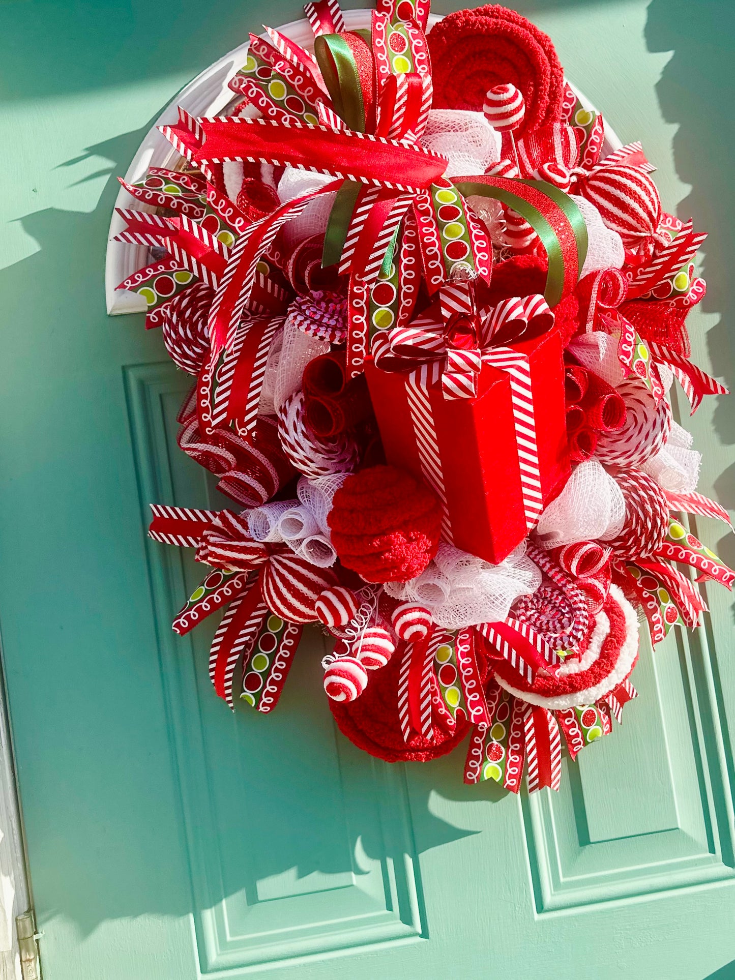 Candy Cane Lane Christmas Wreath 🍭🎄